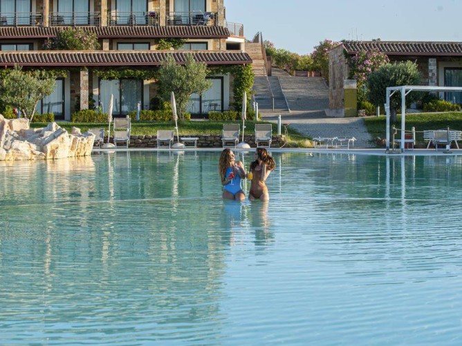 Eco Resort dei Siriti - Eco Resort dei Siriti piscina -3