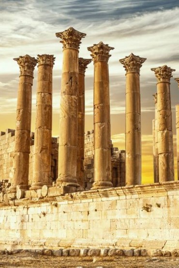 Tempio di Artemide nell'antica città romana di Jerash in Giordania