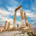 Il tempio di Ercole nel sito archeologico della Cittadella ad Amman in Giordania