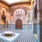 Madrasa Al Attarine con fontanta a Fes in Marocco