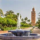 Moschea Koutoubia a Marrakesh in risalto la fontana ed i magnifici giardini