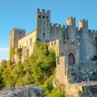 Il castello di Óbidos risalente ad epoca romana monumento nazionale annoverato tra le 7 meraviglie del Potogallo fu ampliato nel XII secolo