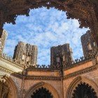 Particolari dello stile tardo gotico maunelino del Monastero di Santa Maria della Vittoria nella città di Batalha in Portogallo