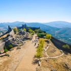 Castello di Marvao costruzione medievale dalle spettacolari mura panoramiche. Aperto ai visitatori, al suo interno torri, negozi di souvenir e una piccola caffetteria