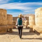 Tempio di Medinet Habu (tempio funerario di Ramses III), il tempio è lungo circa 150 metri e si trova nella parte occidentale di Luxor