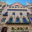 Casa Amatller è un edificio in stile modernista di Barcellona, costruito dall'architetto Josep Puig i Cadafalch tra il 1898 e il 1900