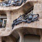 Dettagli costruttivi dei balconi di Casa Milà, o La Pedrera, edificio modernista progettato da Antoni Gaudí nel 1906