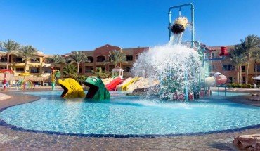 Regency Plaza Aqua Park & Spa Resort