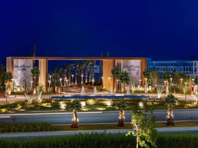 Club Prive by Rixos Sharm El Sheikh - Vista serale dei giardini, delle fontane e dei viali dell'ingresso